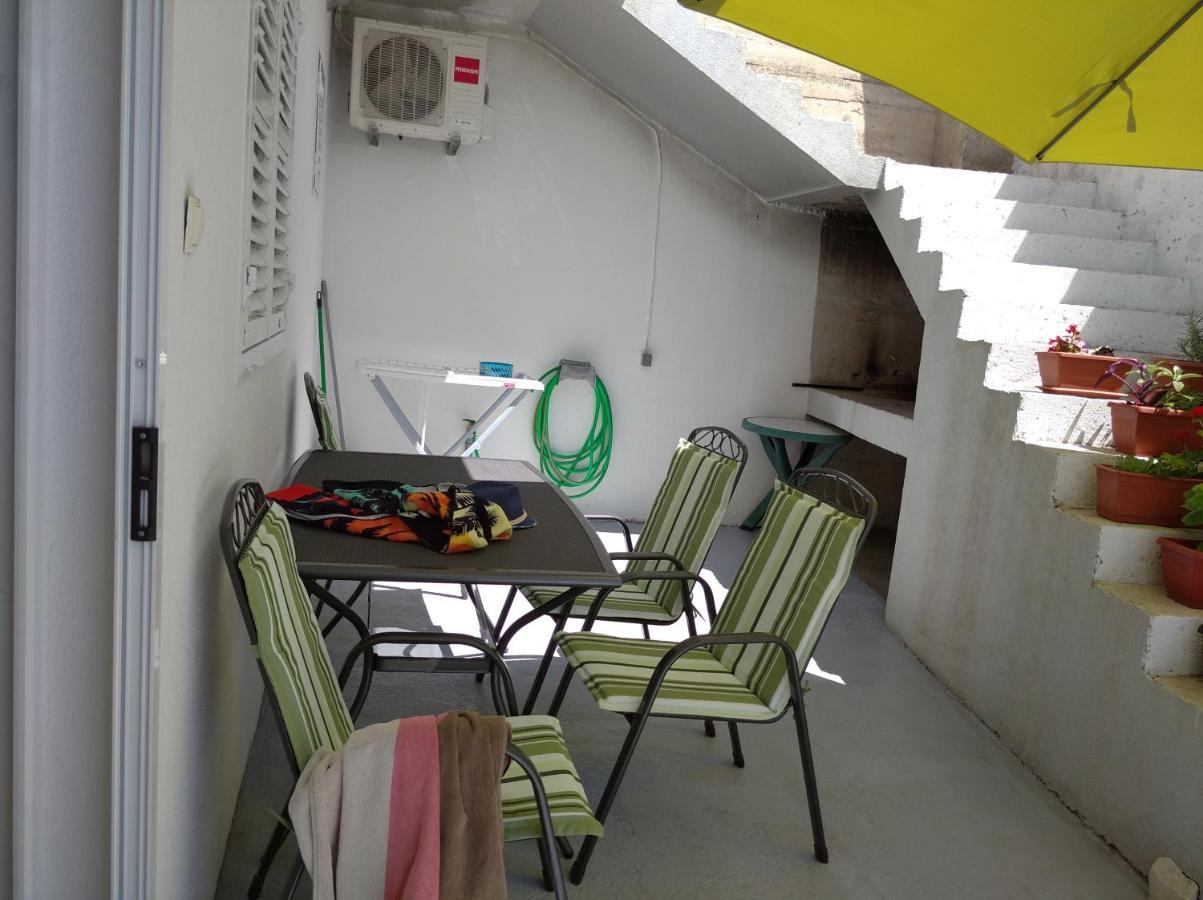 Apartmani Perak Mimice Exterior photo